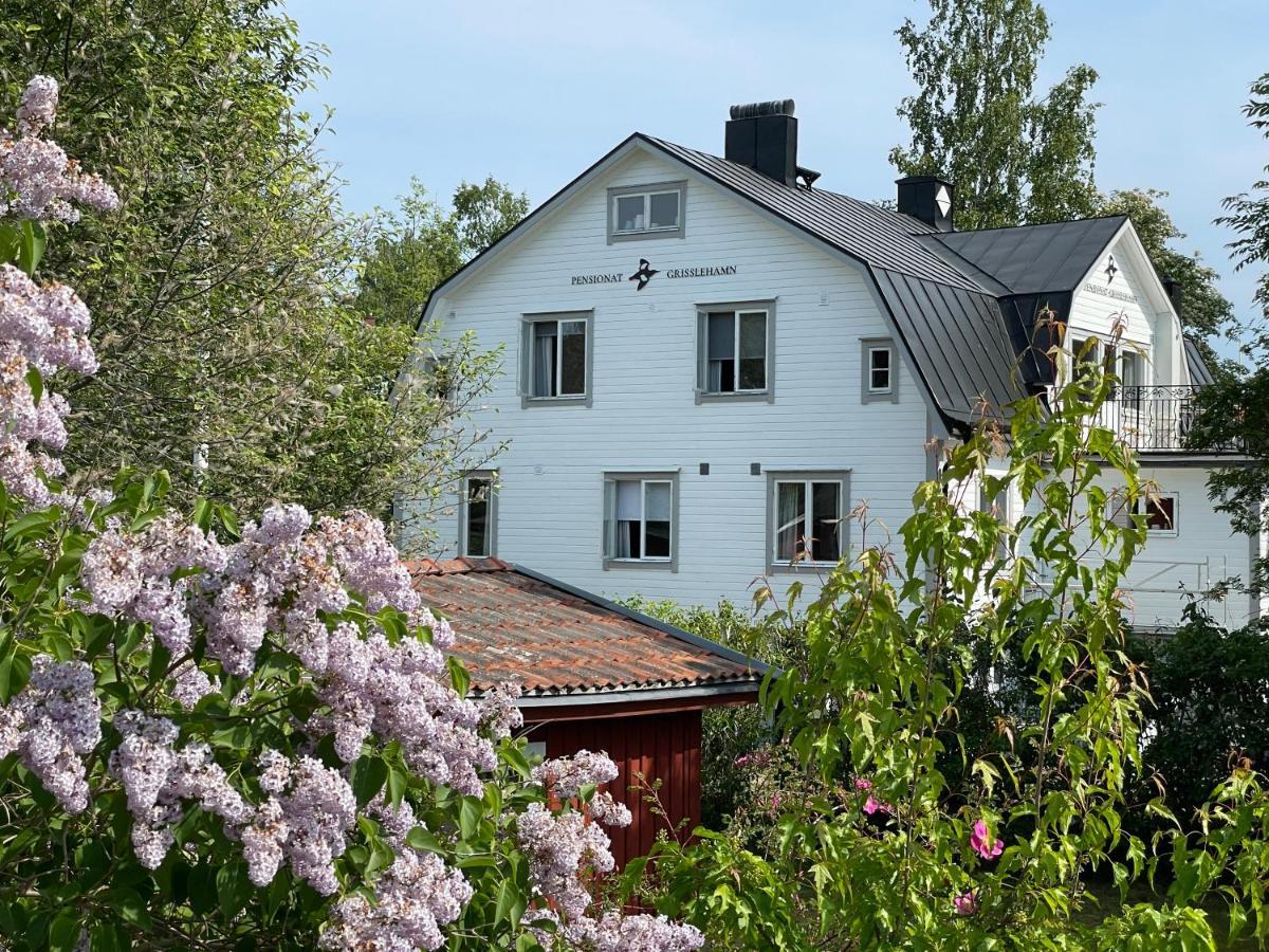 Pensionat Grisslehamn Hotel Exterior photo